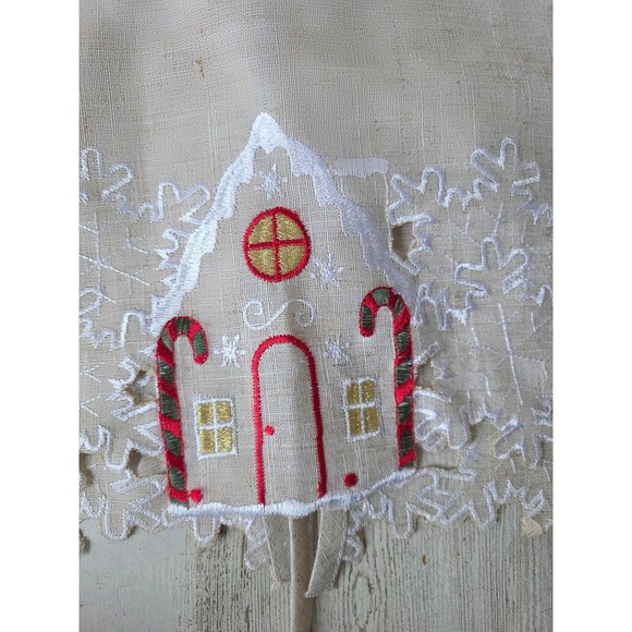 Isaac mizrahi gingerbread tree skirt House toys red green new
